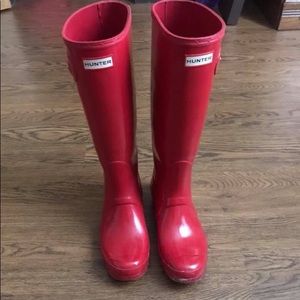 Red Hunter boots